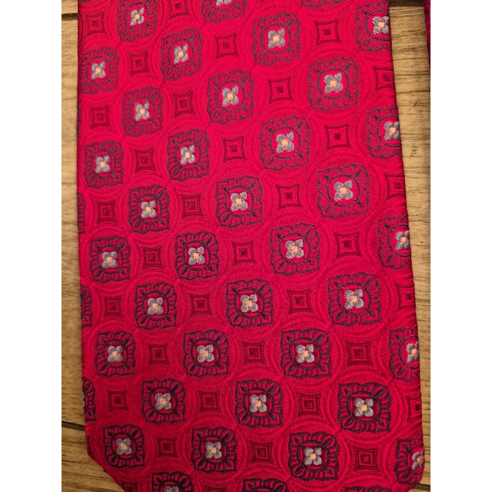 Robert Talbott Nordstrom Mens Silk Tie Magenta Pink Red Geometric‎ Pattern